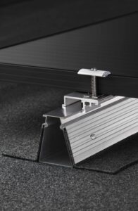 Fixation-panneaux-photovoltaiques-Roof-solar-bitume