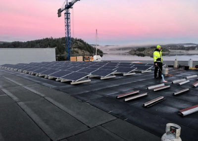 Ett svenskt varv förses med solcellspaneler