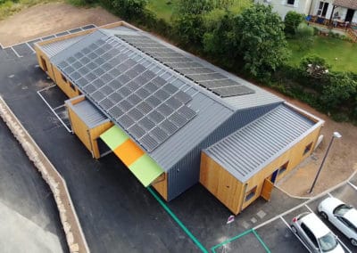 Nos fixations photovoltaïques sur la toiture d’un magasin de produits biologiques et équitables